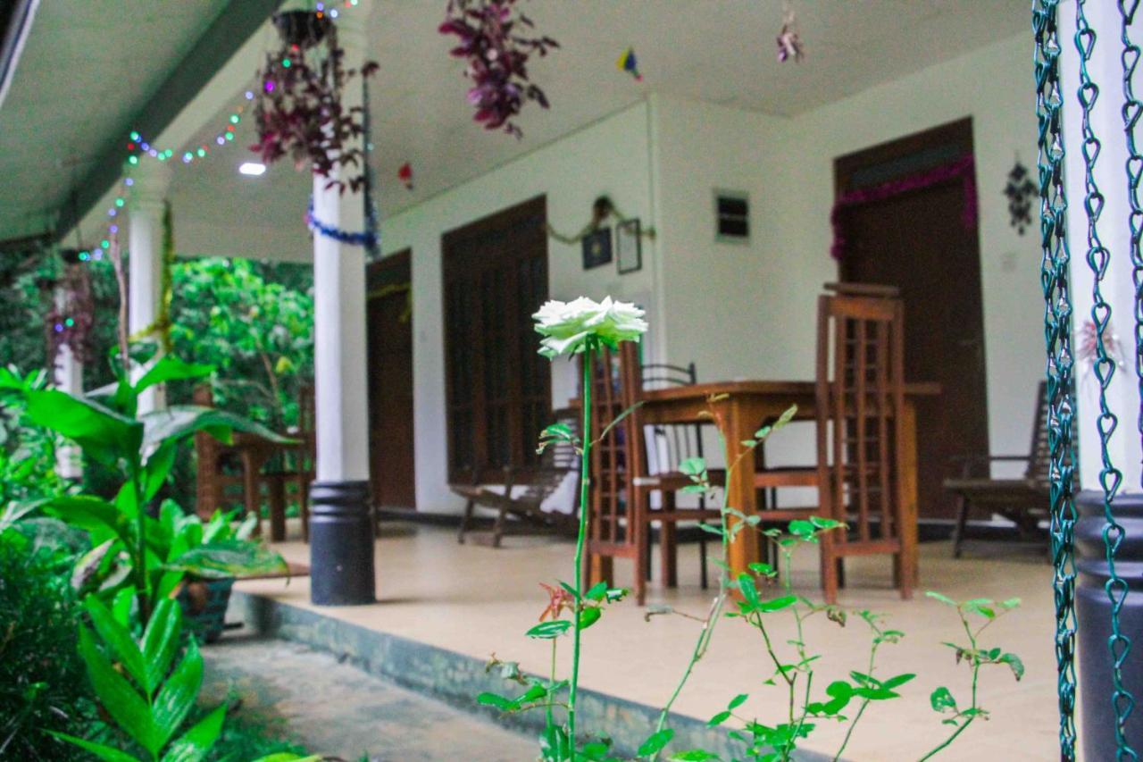 Sigiriya Mana B&B Dış mekan fotoğraf